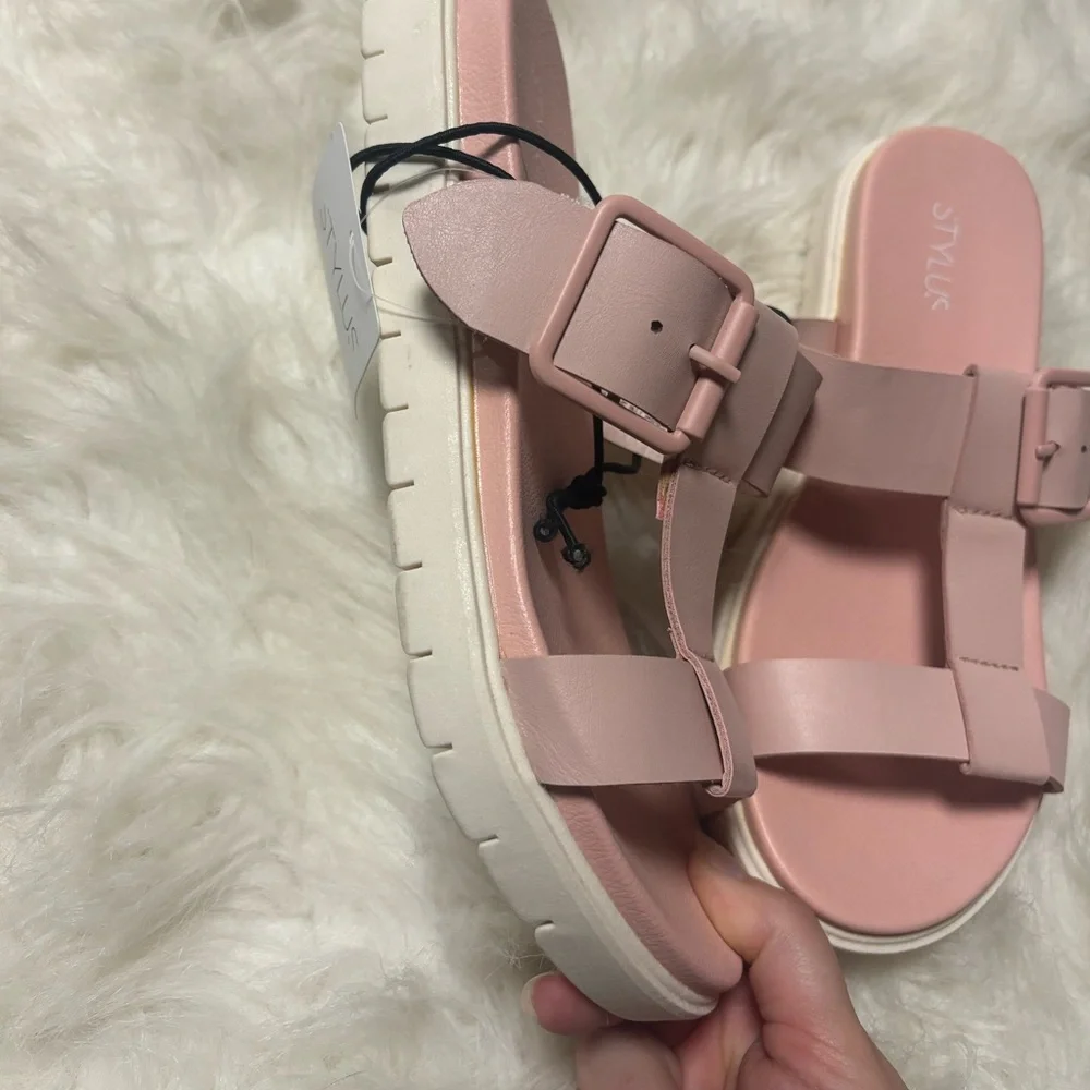 NEW Stylus Light Pink Strappy Platform Sandals size 6